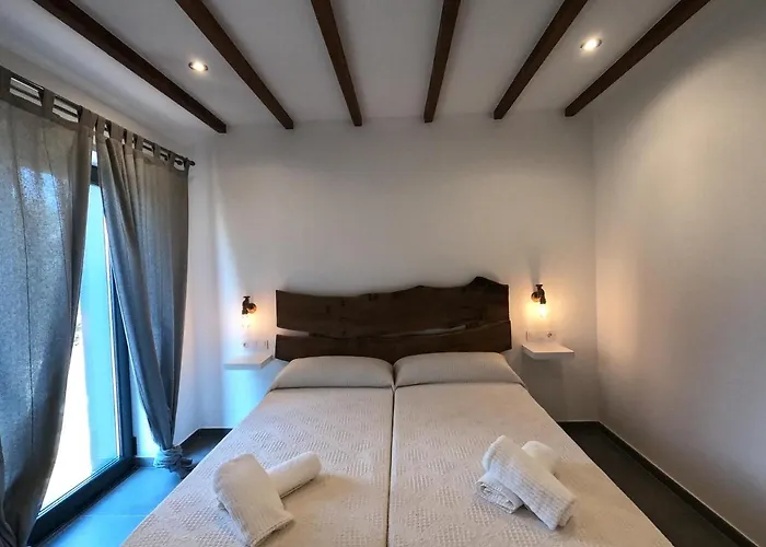 Casa Morgade בית הארחה סאריה